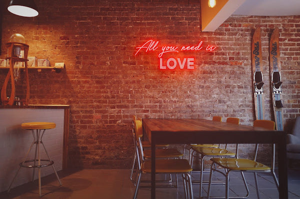 Neon led All You Need Is Love